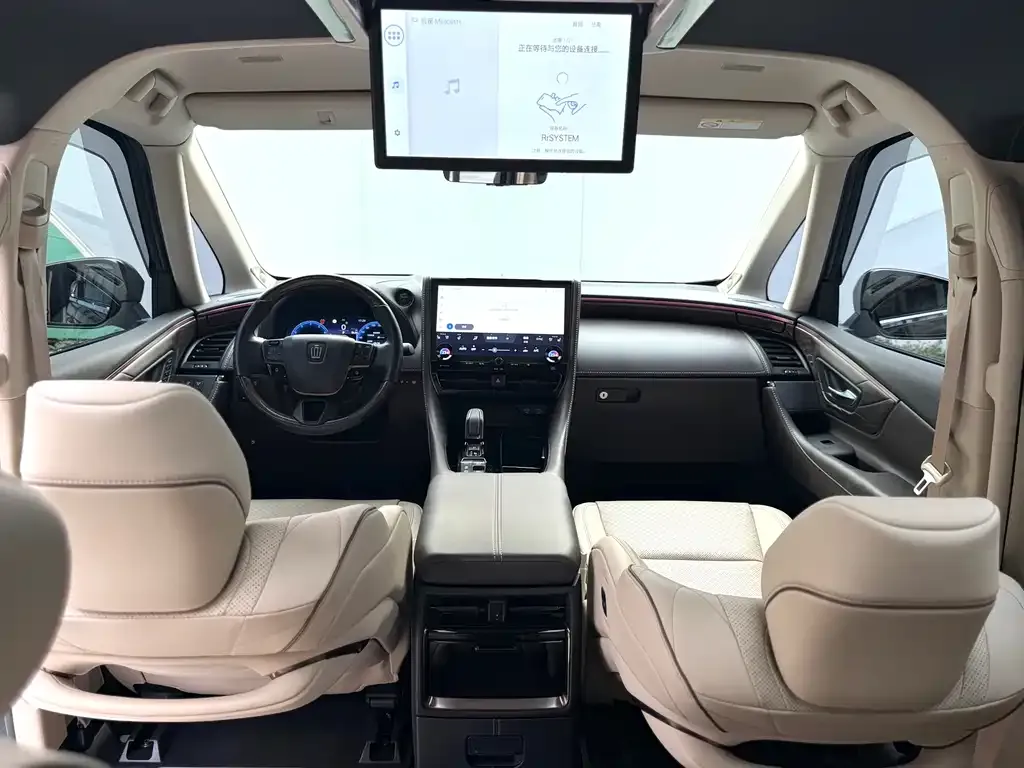 Toyota Vellfire — фото 6