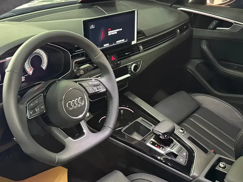 Audi A4L — фото 5