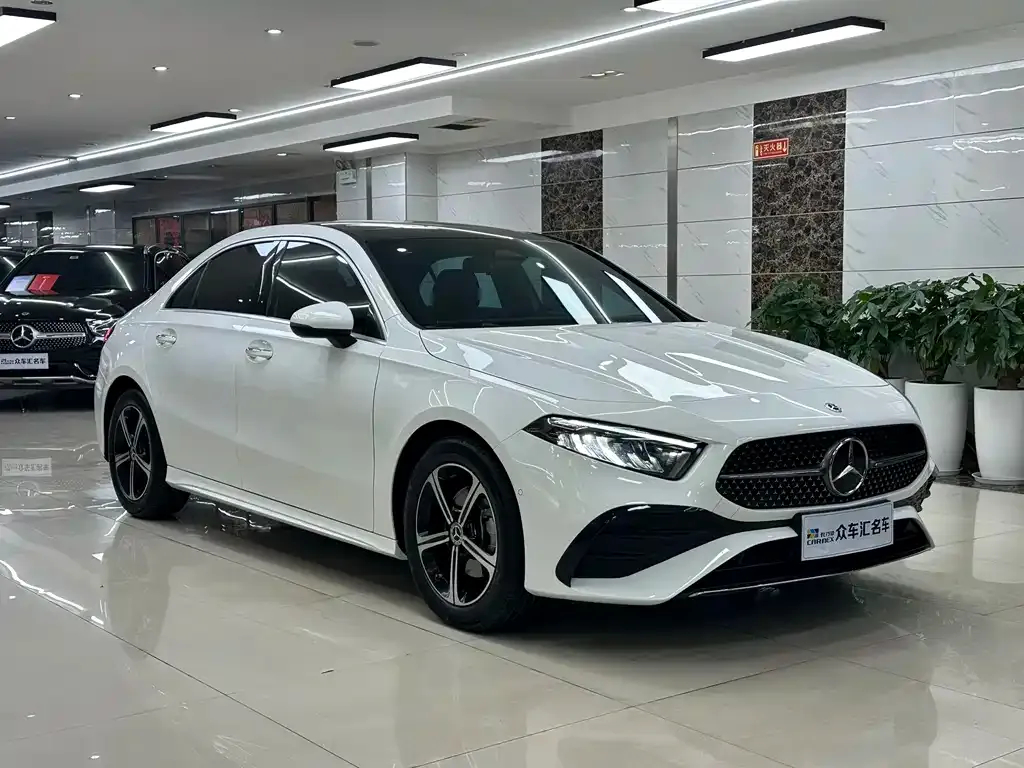 Mercedes-Benz A-Class — фото 8