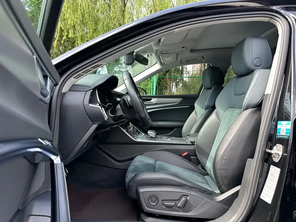 Audi A6 (Import) — фото 9