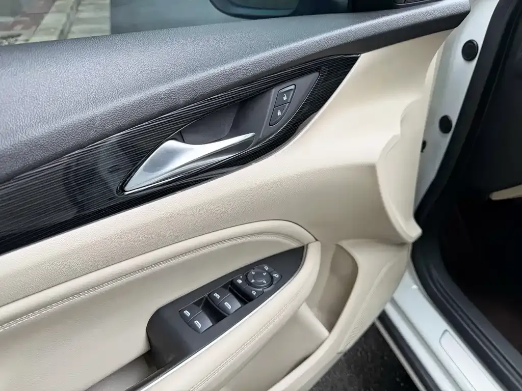 Buick Regal — фото 5