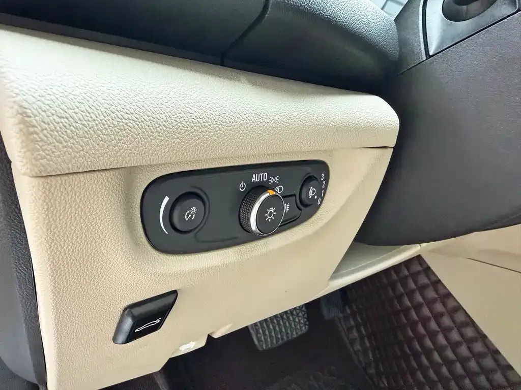 Buick Regal — фото 3