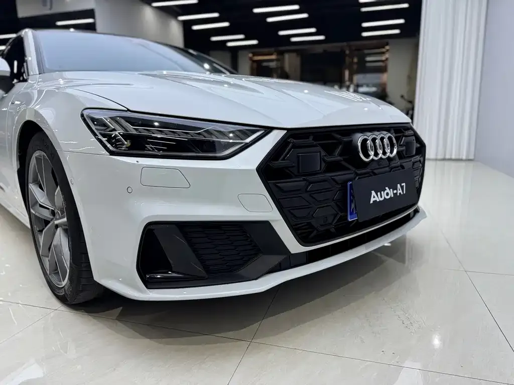 Audi A7 — фото 5