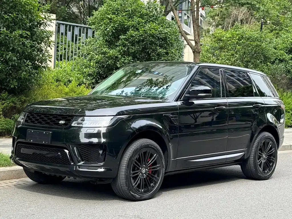 Land Rover Sport — фото 1