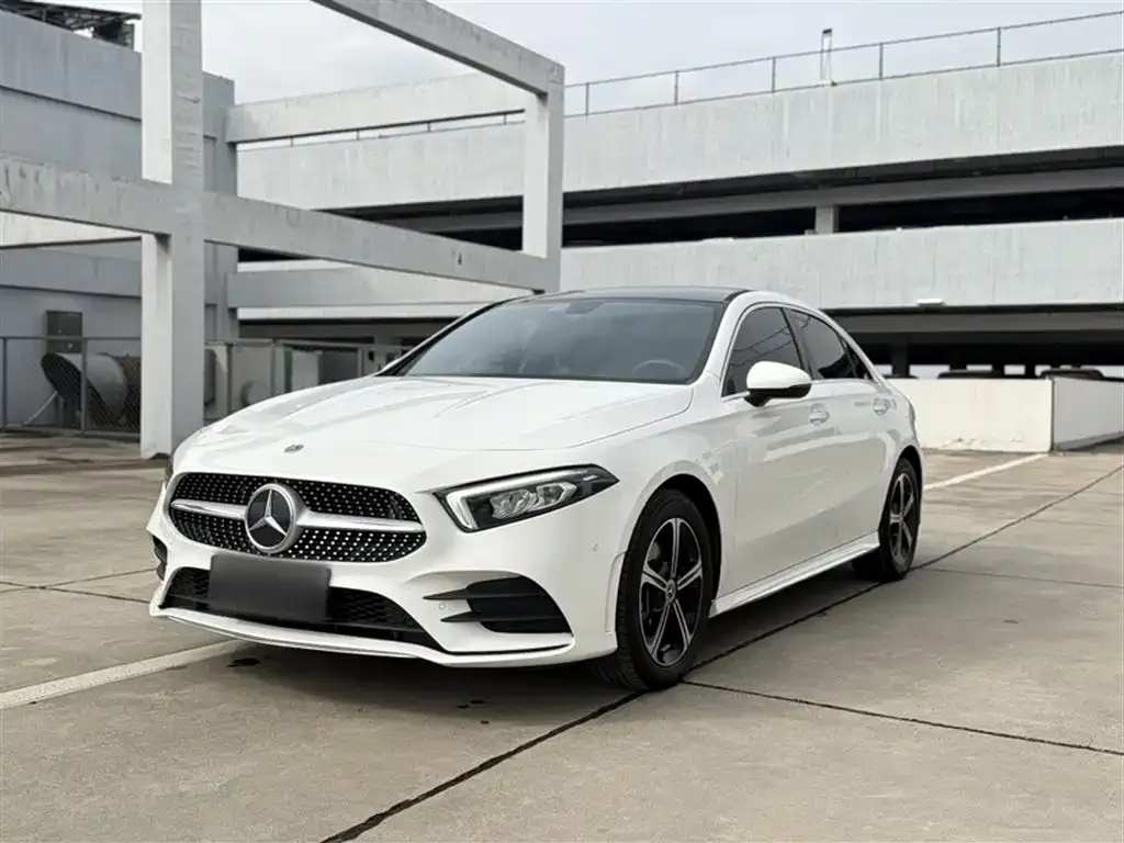 Mercedes-Benz A-Class — фото 9