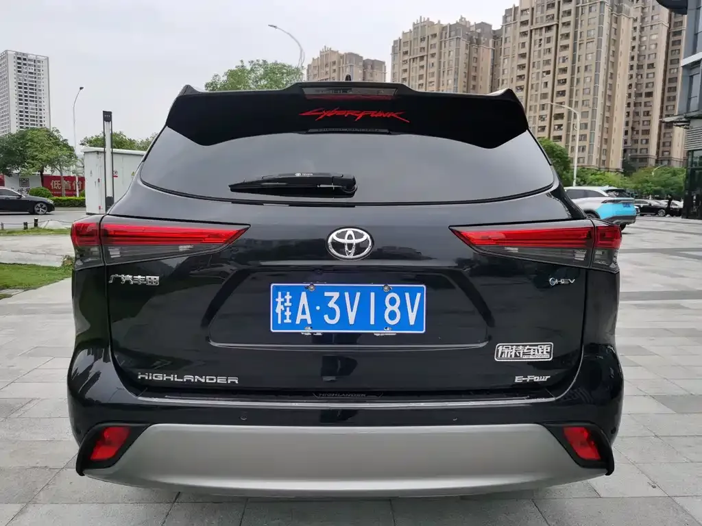 Toyota Highlander — фото 5
