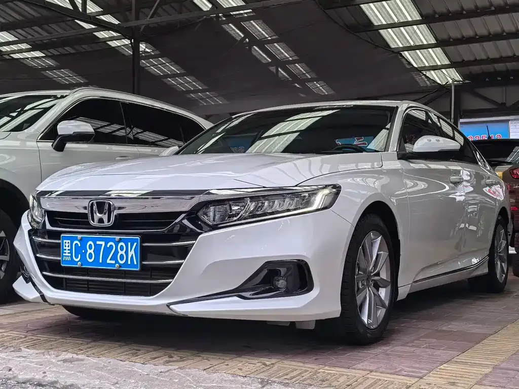 Honda Accord — фото 4