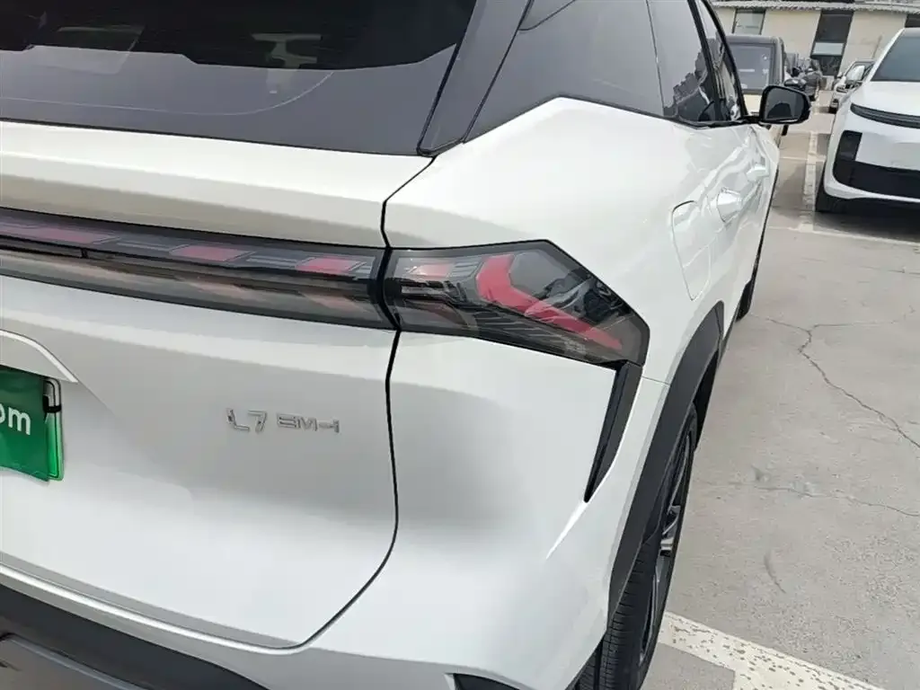 Geely Galaxy L7 2025 из CN, фото 8