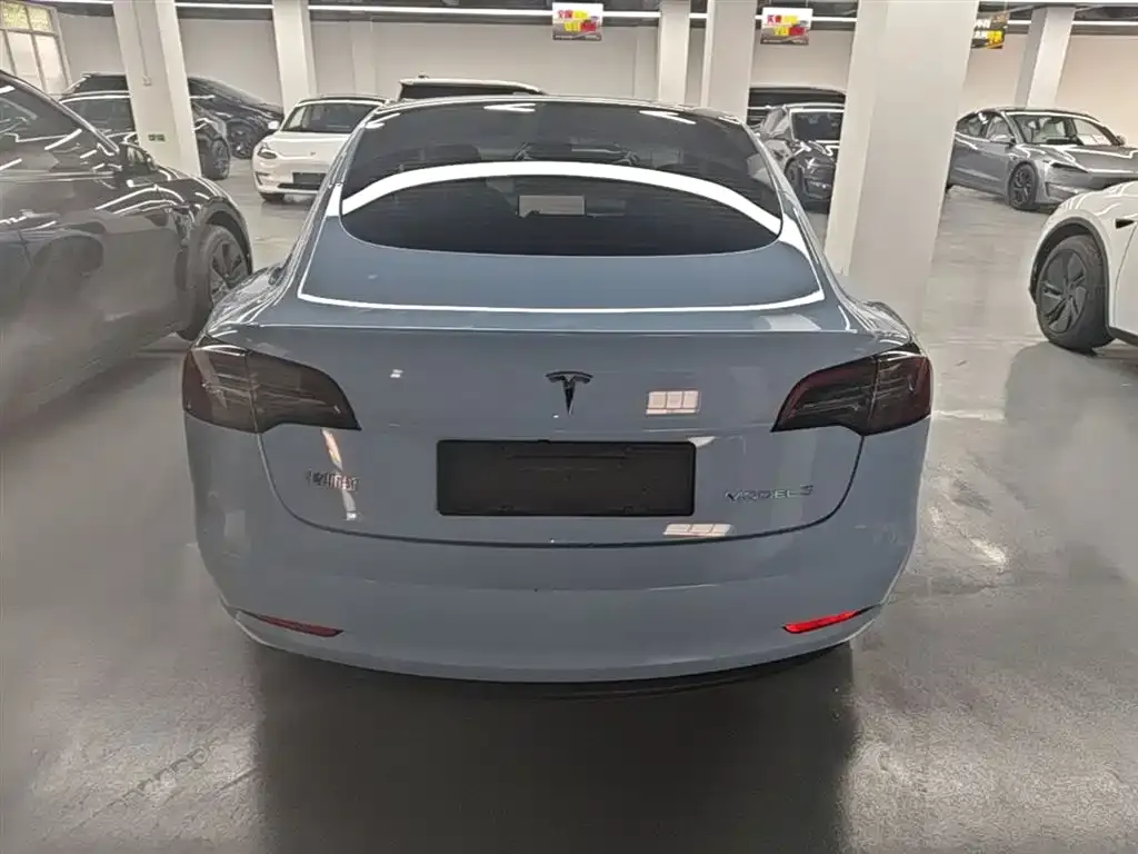 Tesla Model 3 — фото 6