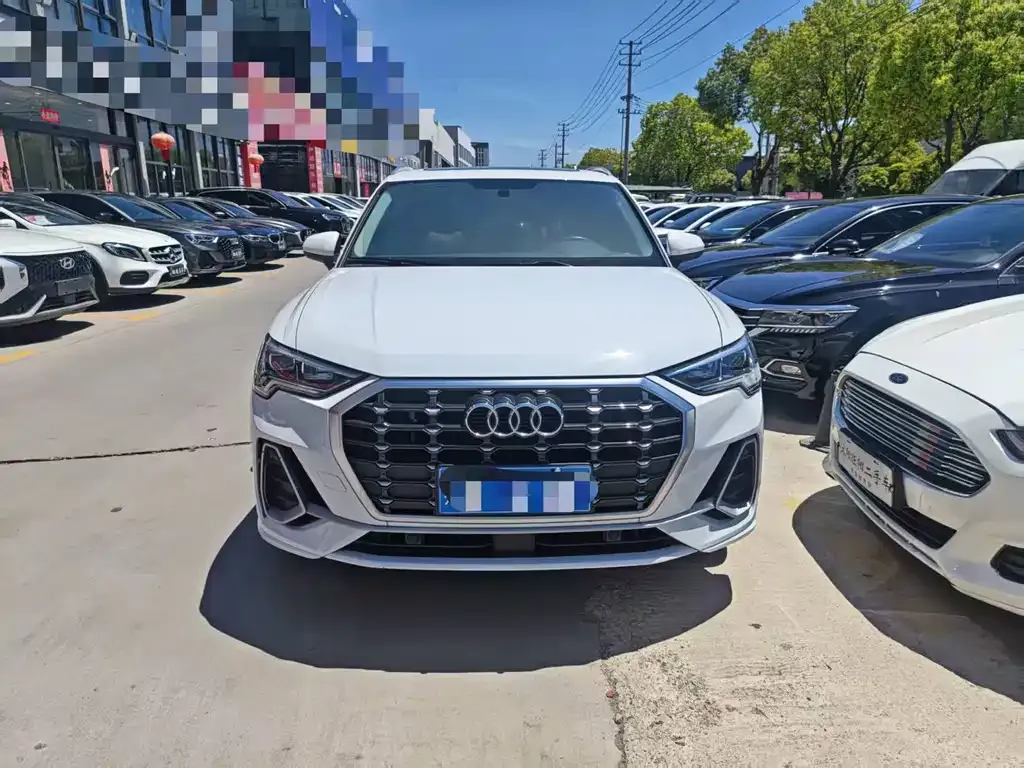 Audi Q3 — фото 5