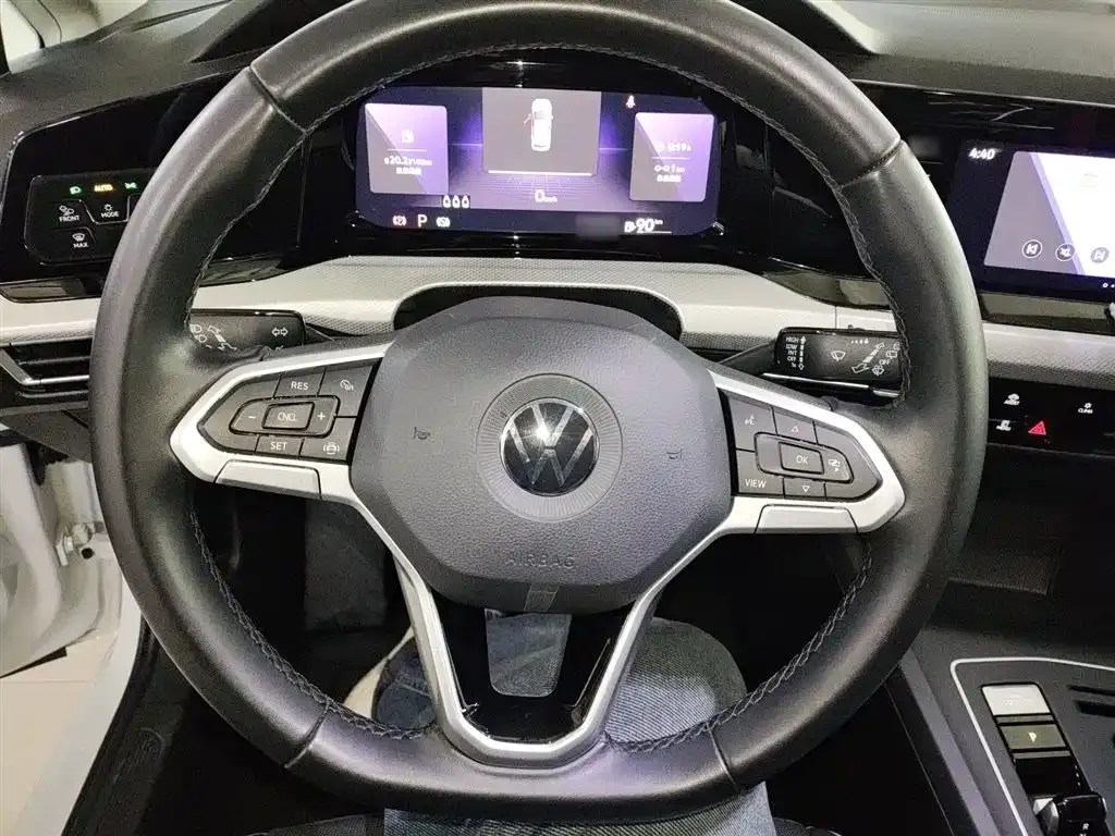 Volkswagen Golf 2022 из CN, фото 10