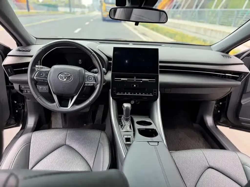 Toyota Avalon 2023 из CN, фото 6