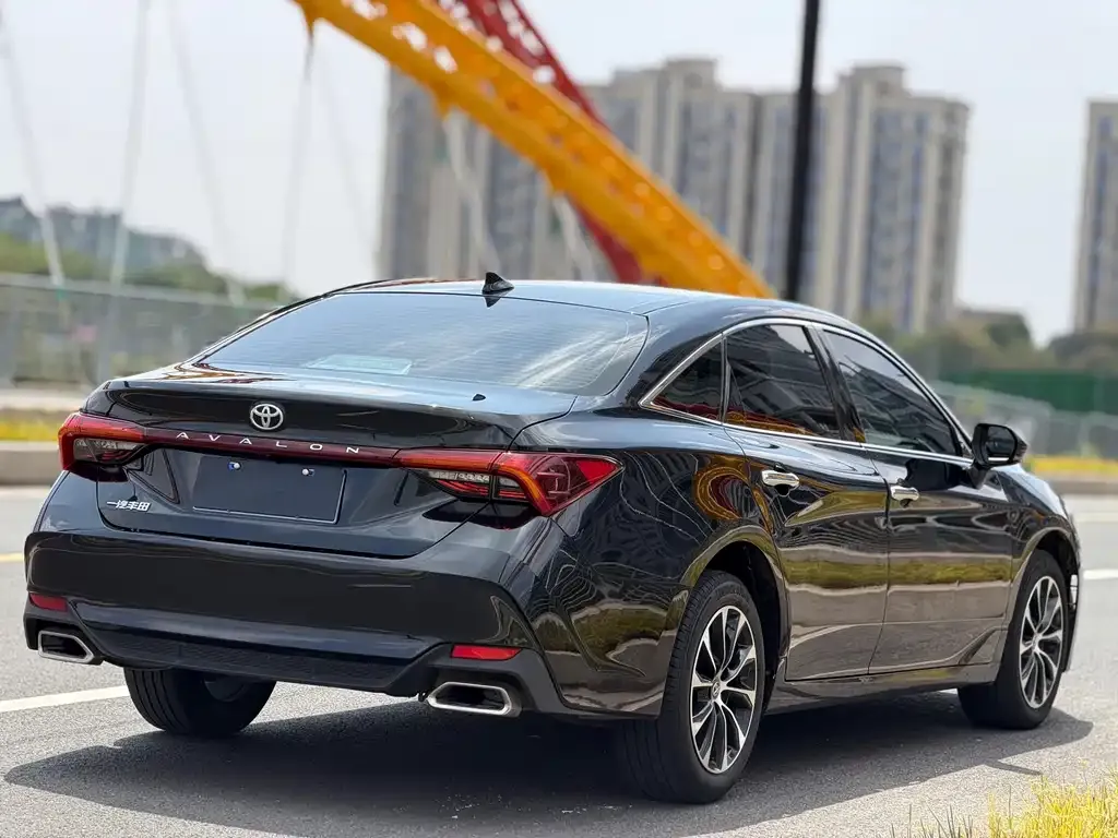 Toyota Avalon 2023 из CN, фото 7