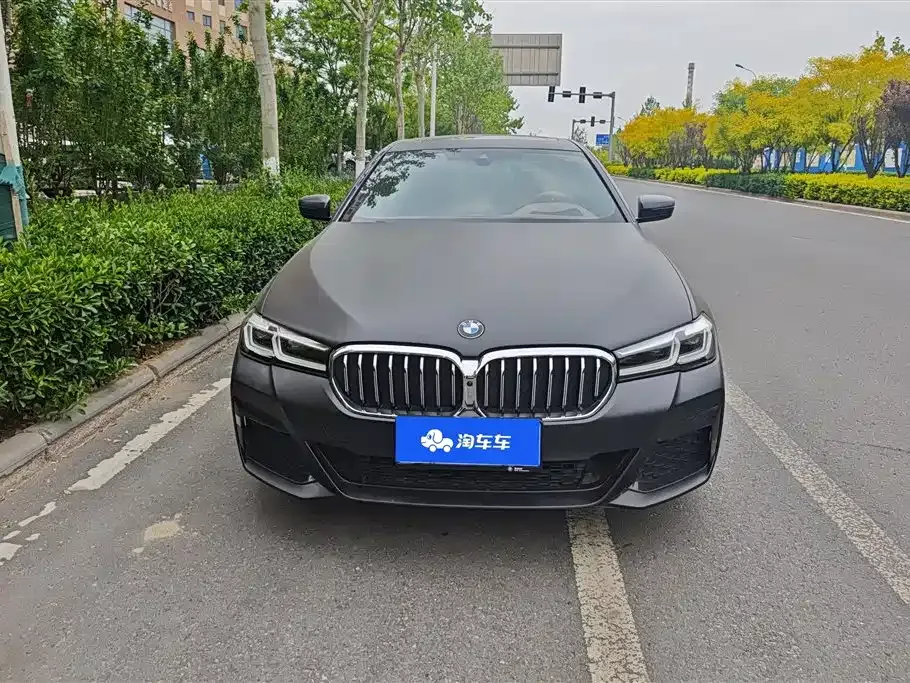 BMW 5 Series 2021 из CN, фото 1