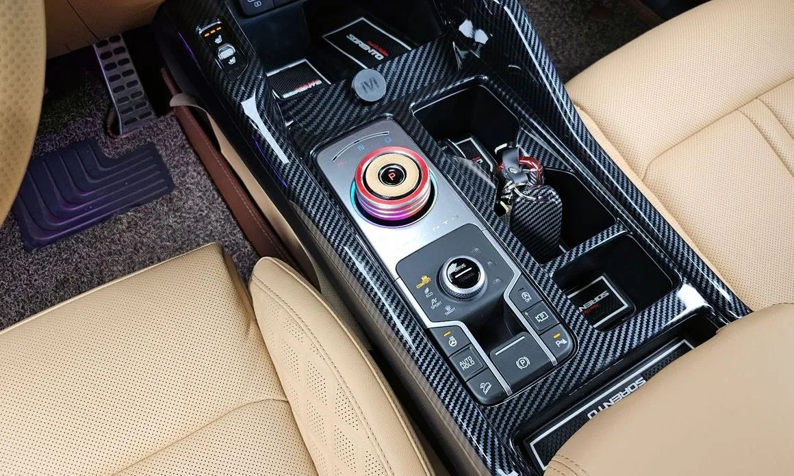Kia Sorento — фото 9