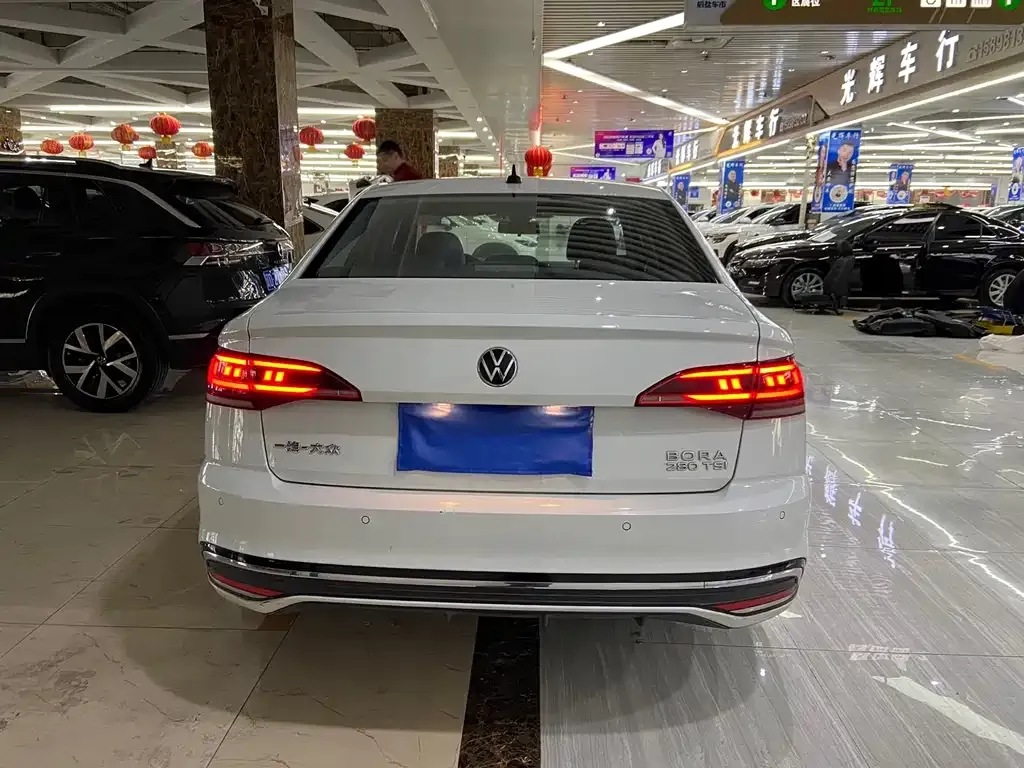 Volkswagen Bora 2022 из CN, фото 9