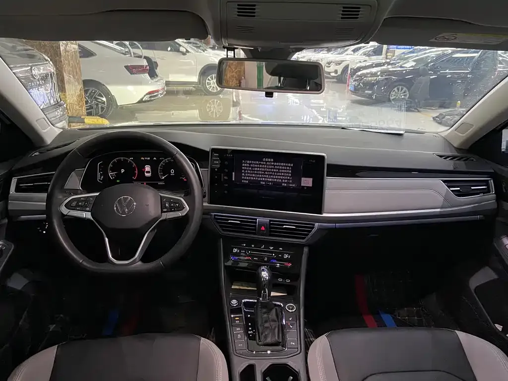 Volkswagen Bora 2022 из CN, фото 6