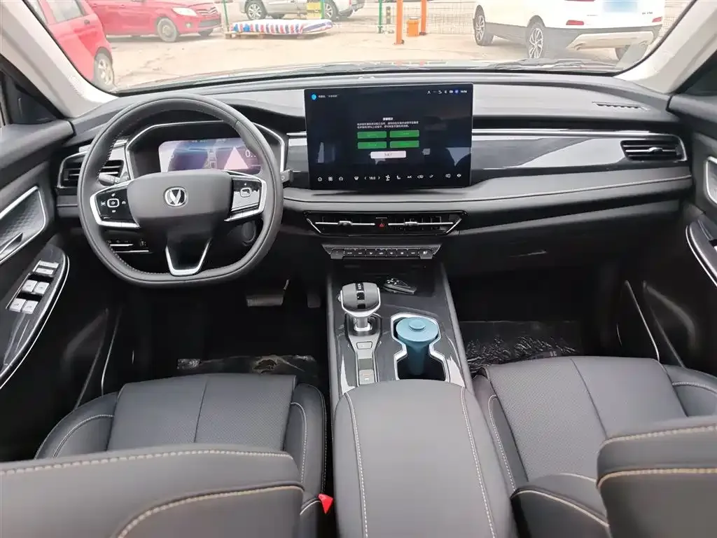 Changan CS75 2025 из CN, фото 2