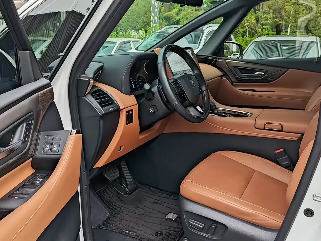 Toyota Vellfire — фото 6