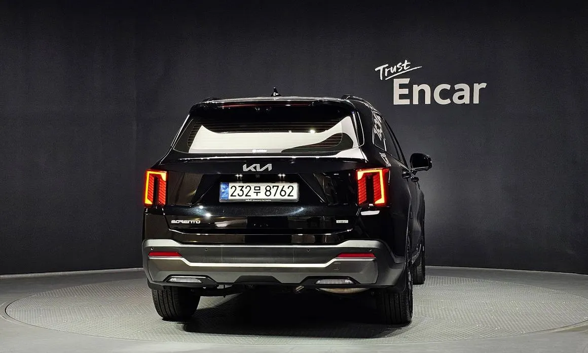 Kia Sorento — фото 5