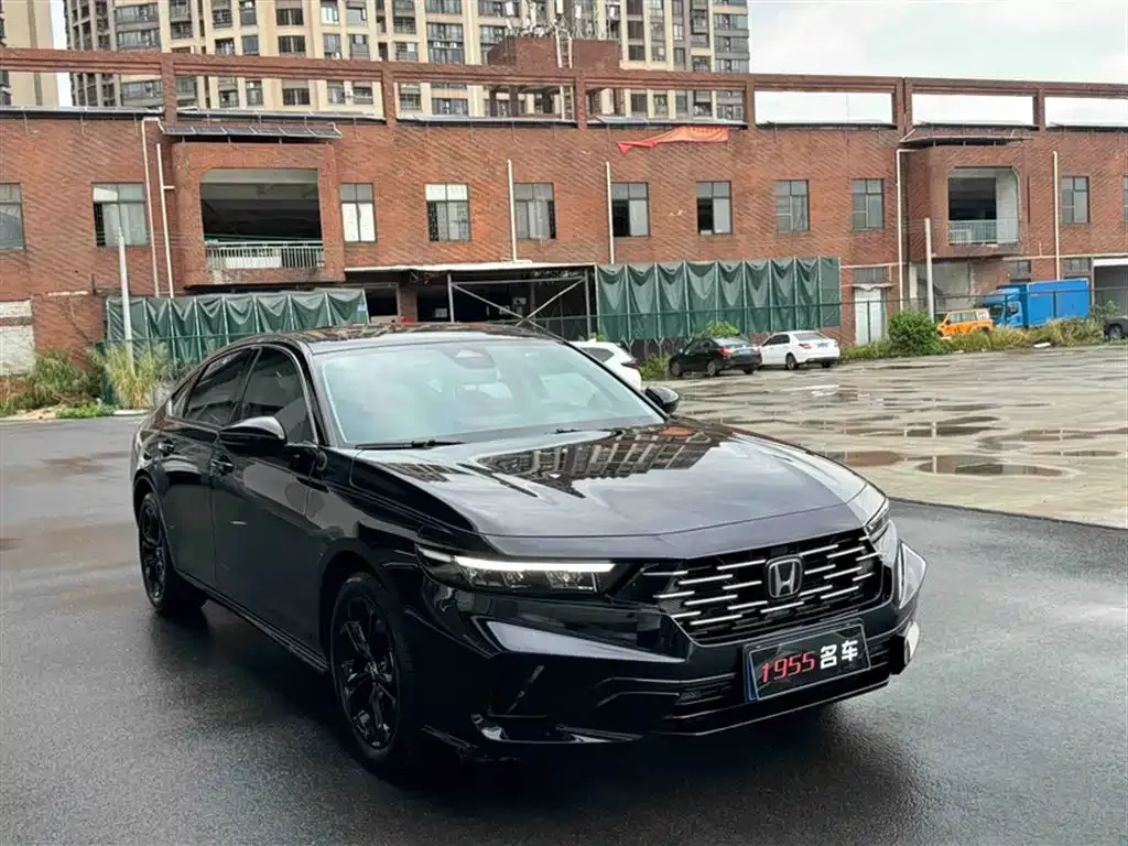 Honda Accord — фото 9