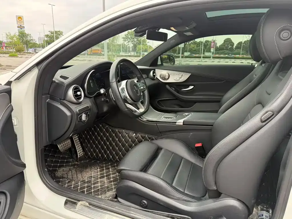 Mercedes-Benz C-Class (Import) — фото 5
