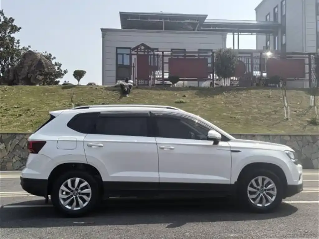 Volkswagen Tharu 2021 из CN, фото 7