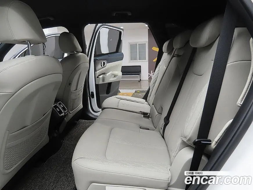 Kia Sorento — фото 6