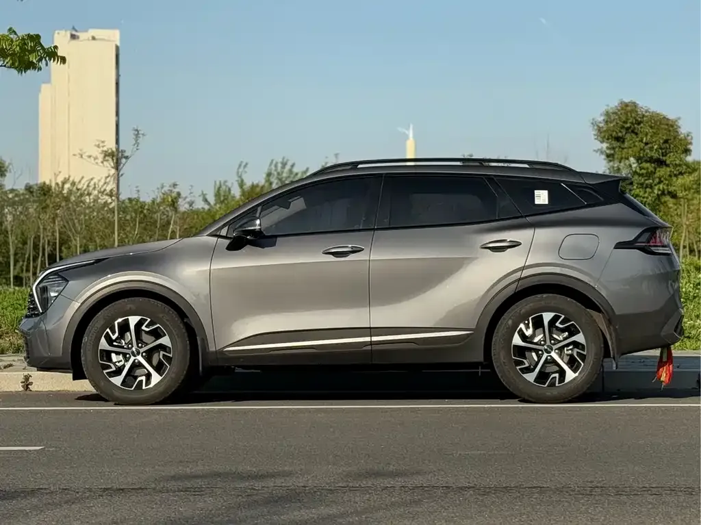Kia Sportage — фото 10