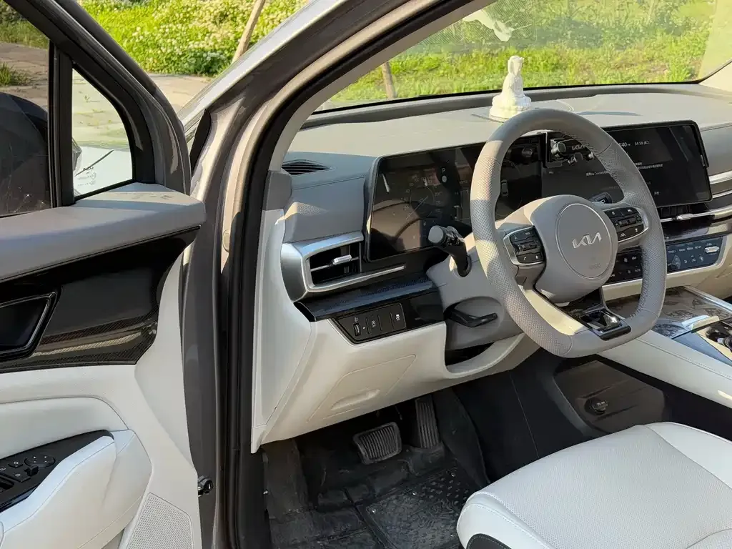 Kia Sportage — фото 6