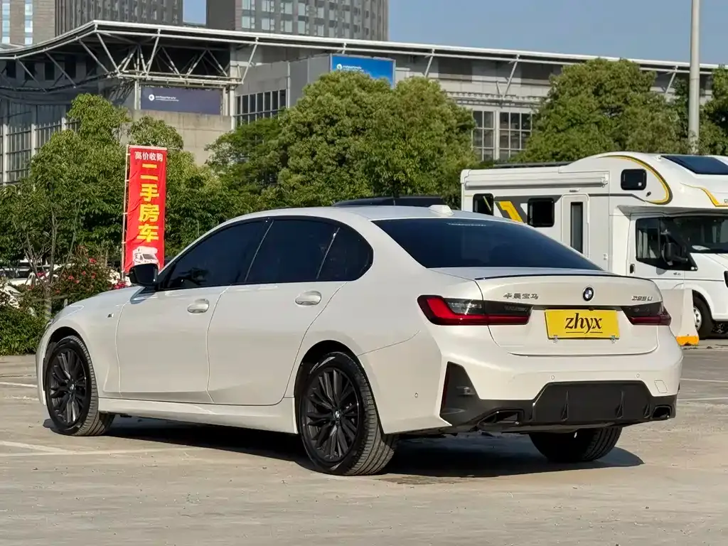 BMW 3 Series 2023 из CN, фото 6