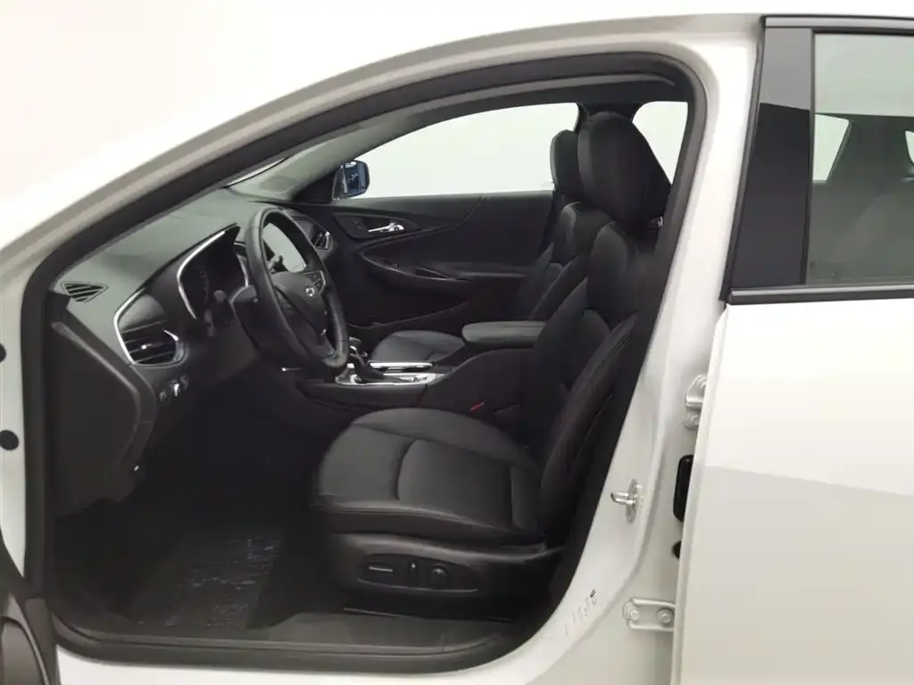 Chevrolet Malibu XL 2022 из CN, фото 2