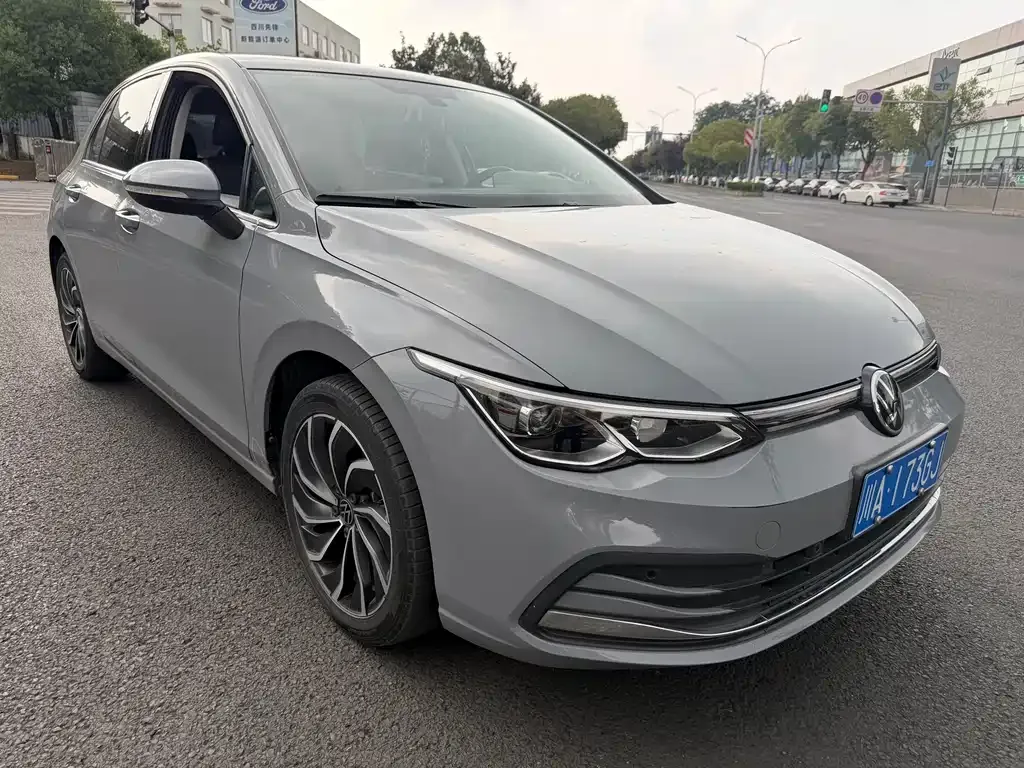 Volkswagen Golf 2022 из CN, фото 4