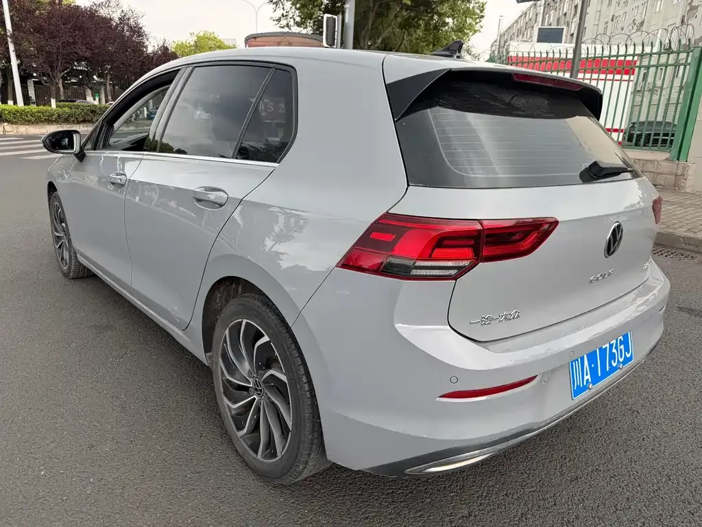 Volkswagen Golf 2022 из CN, фото 10