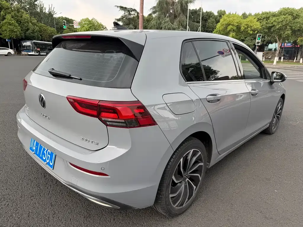 Volkswagen Golf 2022 из CN, фото 5