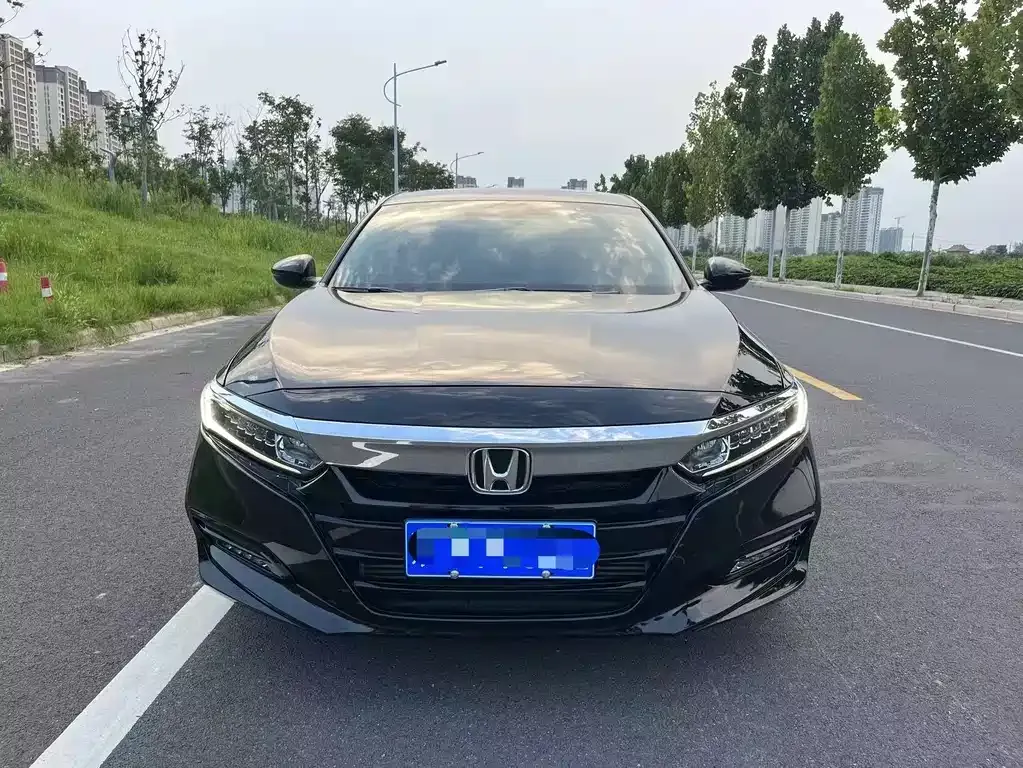 Honda Accord — фото 3