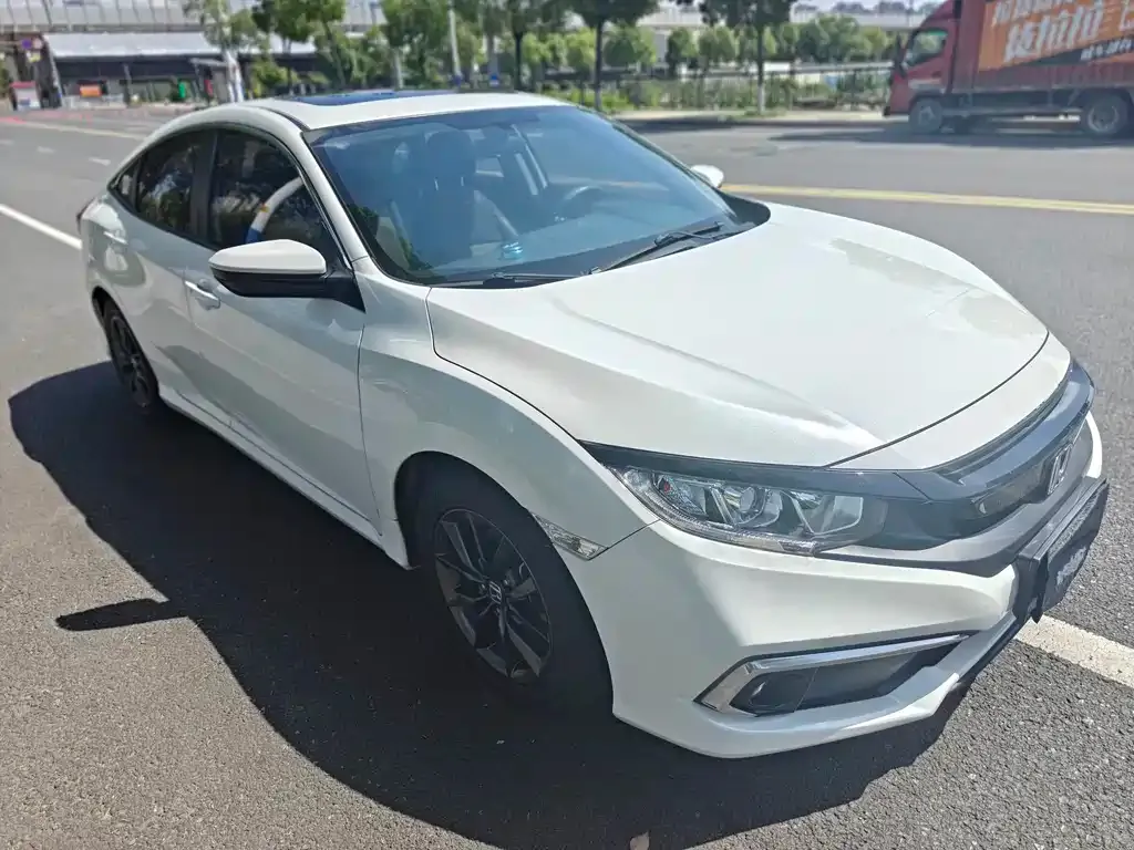 Honda Civic 2021 из CN, фото 2