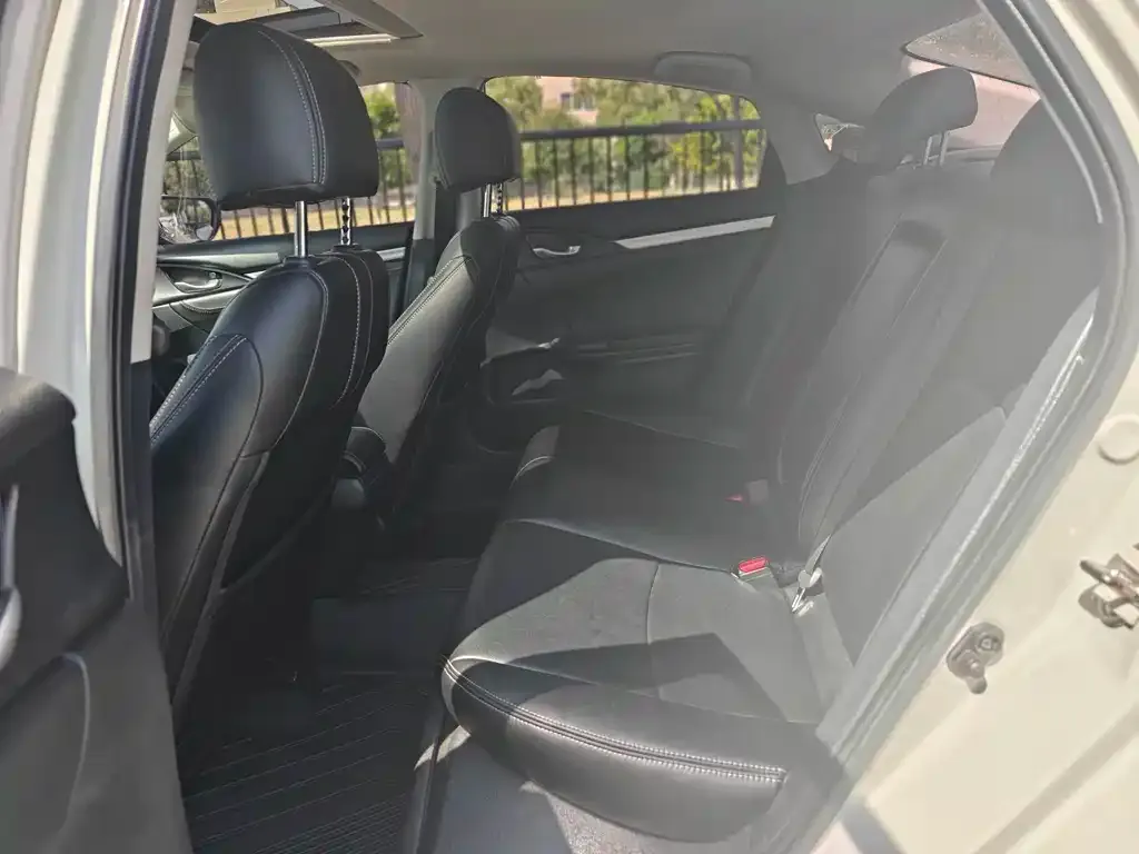 Honda Civic 2021 из CN, фото 6