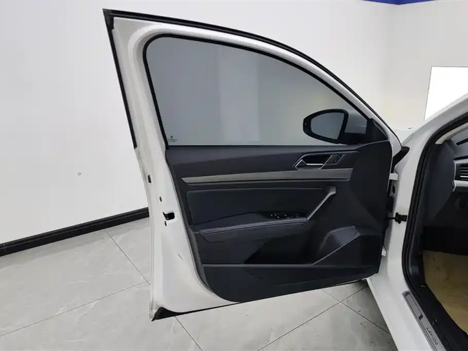 Volkswagen Lavida 2022 из CN, фото 4