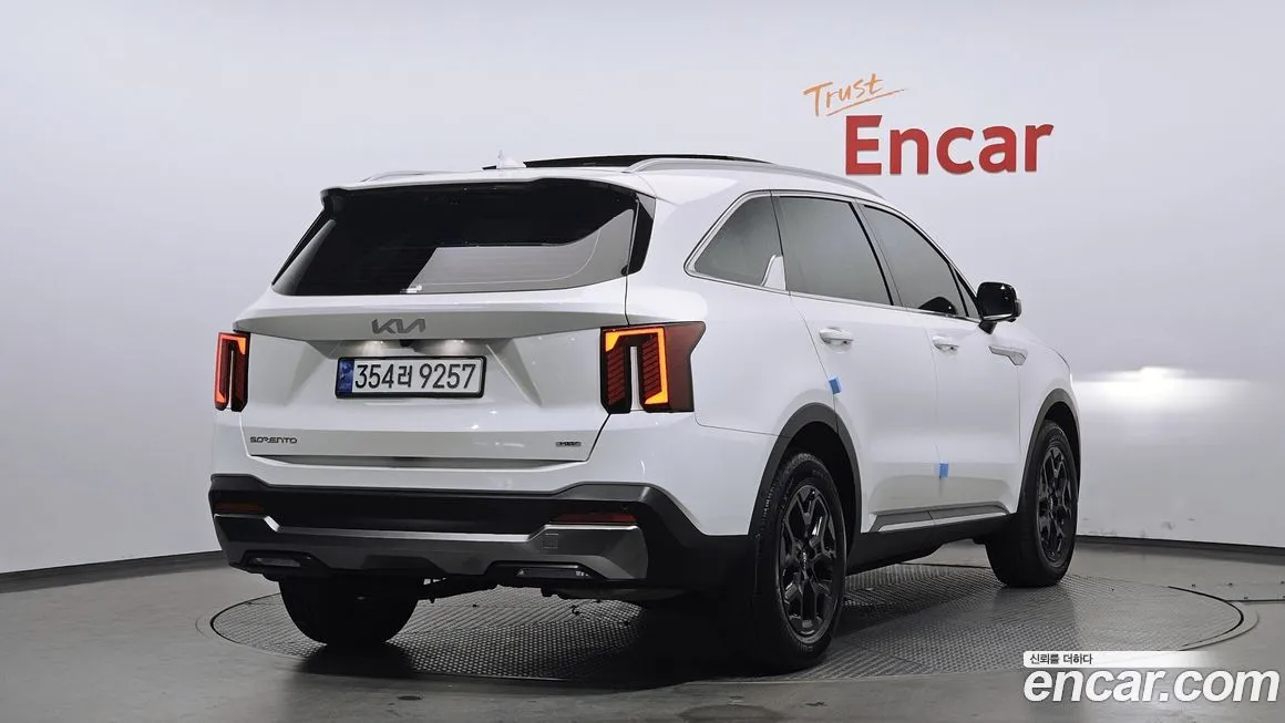 Kia Sorento — фото 4