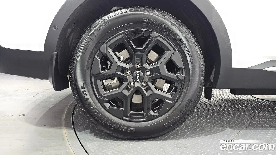 Kia Sorento — фото 7