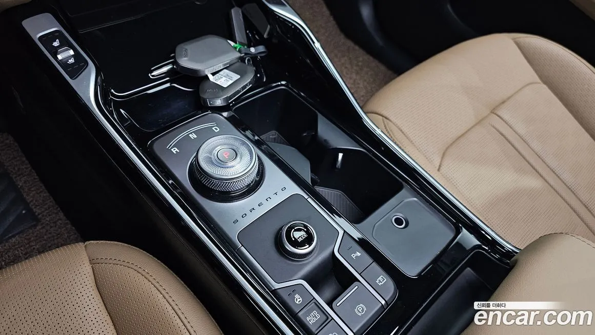 Kia Sorento — фото 8
