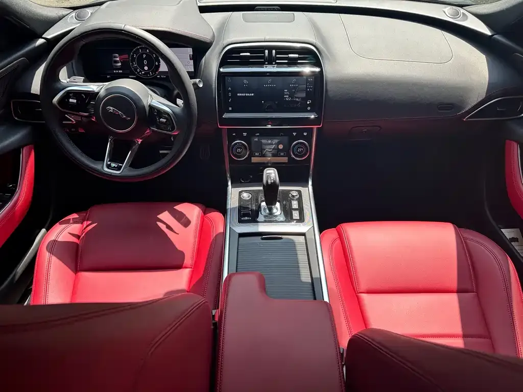 Jaguar XEL 2023 из CN, фото 6