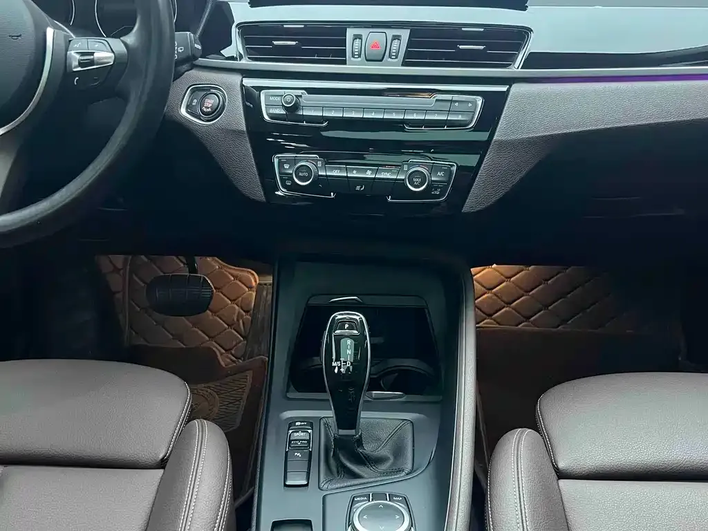 BMW X1 2022 из CN, фото 10
