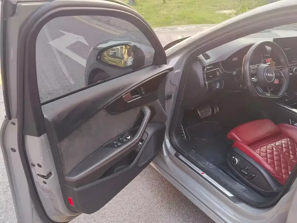 Audi S4 2021 из CN, фото 3