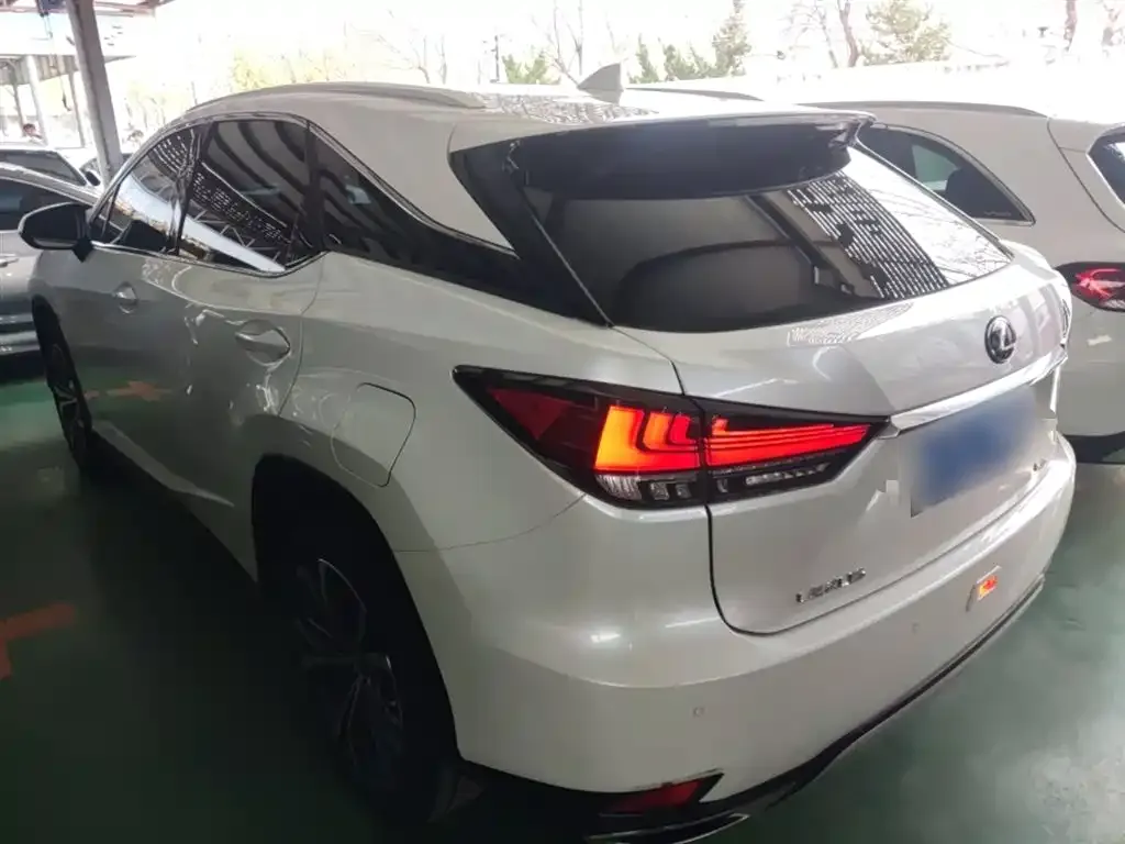 Lexus RX — фото 2