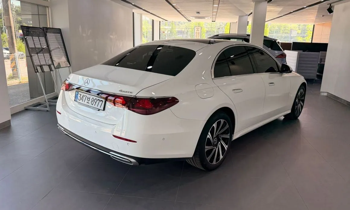 Mercedes-Benz E-Class 2024 из KR, фото 8