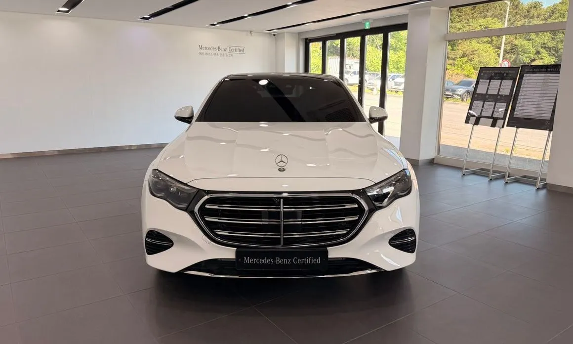 Mercedes-Benz E-Class 2024 из KR, фото 2
