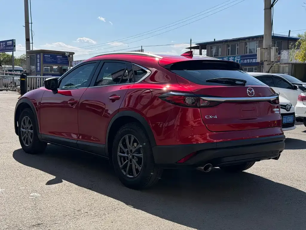 Mazda CX-4 — фото 8