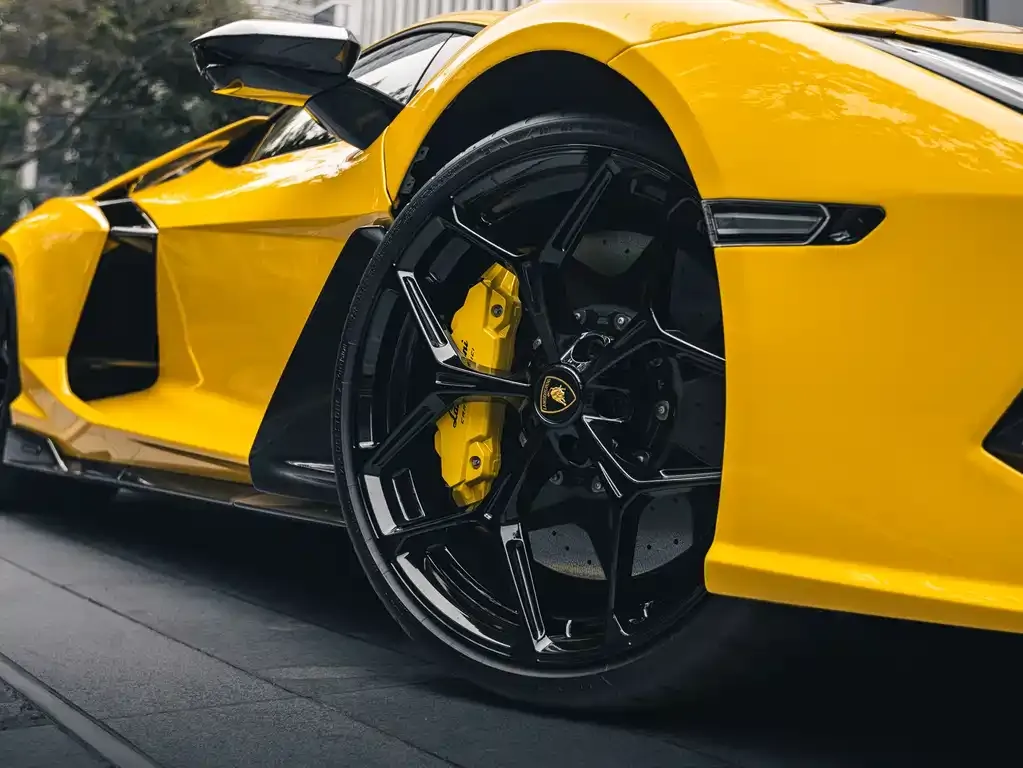 Lamborghini Revuelto 2026 из CN, фото 8